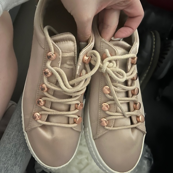 Sneakers - Picture 1 of 3